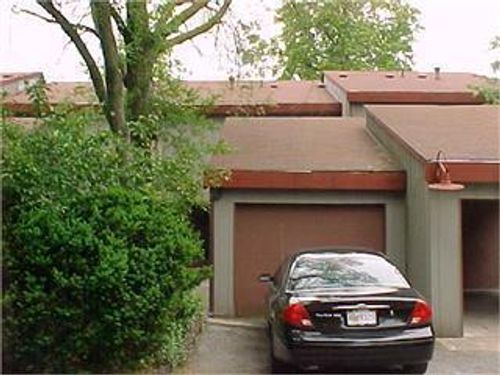 apt-c-506 E Coolspring Ave, Michigan City, IN, 46360-6318 | Card Image