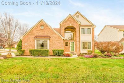 6435 Fox Hills Road, Home with 4 bedrooms, 2 bathrooms and null parking in Canton Twp MI | Image 2