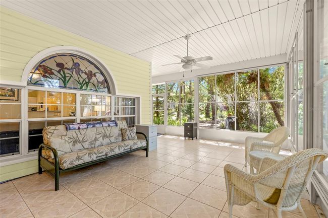 187 Sage Cir, House other with 3 bedrooms, 2 bathrooms and null parking in Crystal Beach FL | Image 23