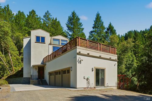 13785 Green Valley Rd, Forestville, CA, 95436-9244 | Card Image
