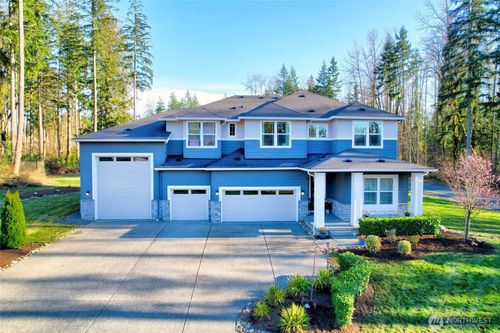 11303 143rd Dr Ne, Lake Stevens, WA, 98258-8229 | Card Image