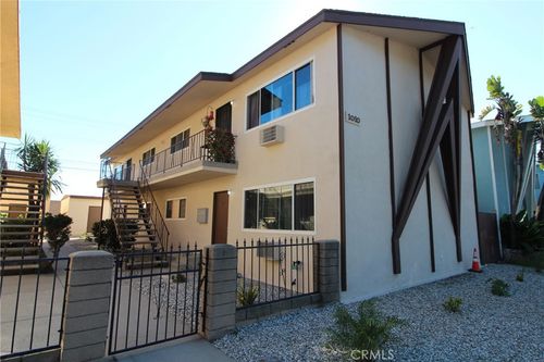 apt-a-1010 E 32nd St, Signal Hill, CA, 90755-5133 | Card Image