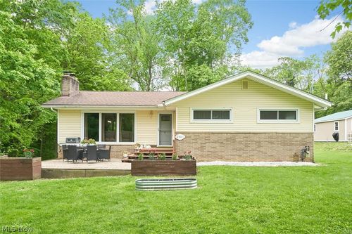 2981 Reservoir Dr, Mogadore, OH, 44260-9714 | Card Image