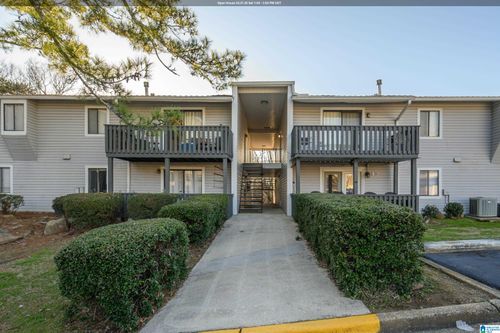 1015-1015 Woodland Vlg, Vestavia Hills, AL, 35216-1124 | Card Image