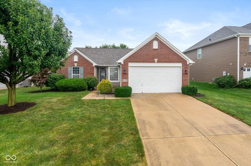 8718 Bushypark Dr, Brownsburg, IN, 46112-7327 | Card Image