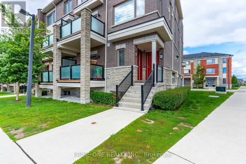 16-240 Lagerfeld Dr, Brampton, ON, L7A5G9 | Card Image