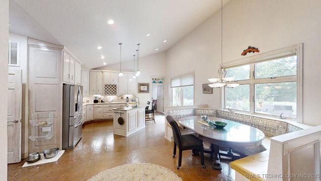 1333 Red Cedar Rd, House other with 3 bedrooms, 3 bathrooms and null parking in Ardmore OK | Image 9