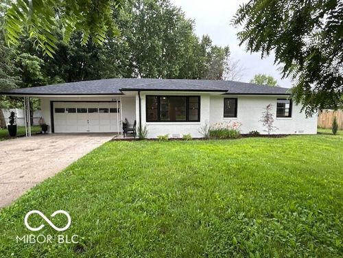 2705 W 38th St, Anderson, IN, 46011-9038 | Card Image
