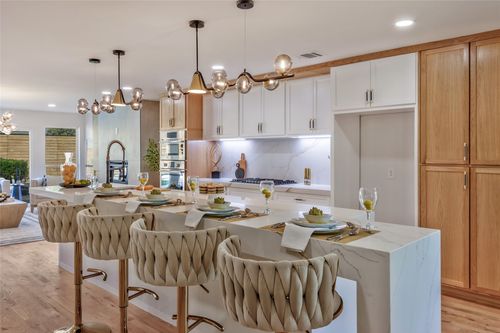 11115 Scotsmeadow Dr, Dallas, TX, 75218-1359 | Card Image