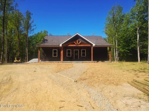 186 Short Leaf Ln, Oneida, TN, 37841-5701 | Card Image