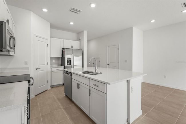 8705 Winter Breeze Way, Townhouse with 3 bedrooms, 3 bathrooms and null parking in SARASOTA FL | Image 14