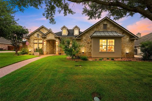 108 Painted Horse, Woodway, TX, 76712-8851 | Card Image