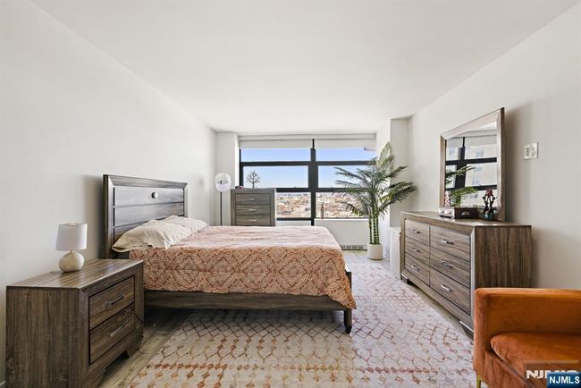 6050 Kennedy Blvd, Condo with 2 bedrooms, 2 bathrooms and null parking in West New York NJ | Image 20