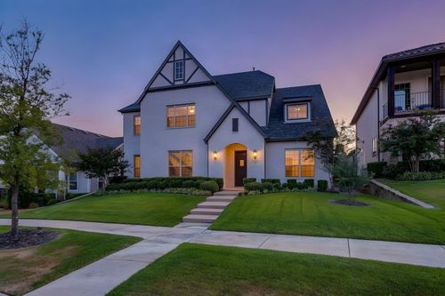 13821 Parkline Way, Aledo, TX, 76008-1607 | Card Image