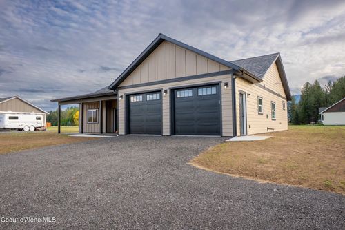 114 Airstrip Rd, Moyie Springs, ID, 83845-1800 | Card Image