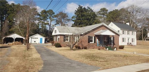 26065 Rochelle St, Courtland, VA, 23837-1100 | Card Image