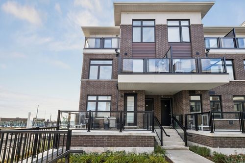 214-755 Omega Dr, Pickering, ON, L1V | Card Image