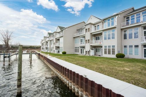 unit-33-2411 Lake Ave, North Muskegon, MI, 49445-3363 | Card Image