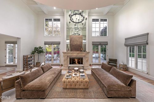 284 Gould Ln, SANTA BARBARA, CA, 93108-2650 | Card Image