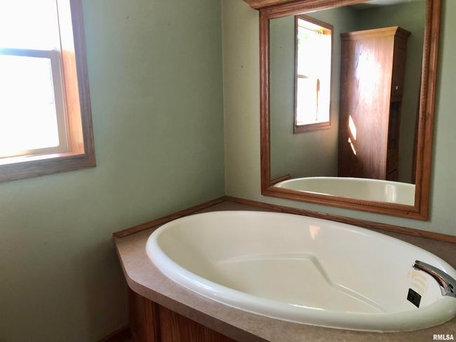 400 W Boundary Rd, House other with 3 bedrooms, 2 bathrooms and null parking in Creal Springs IL | Image 26