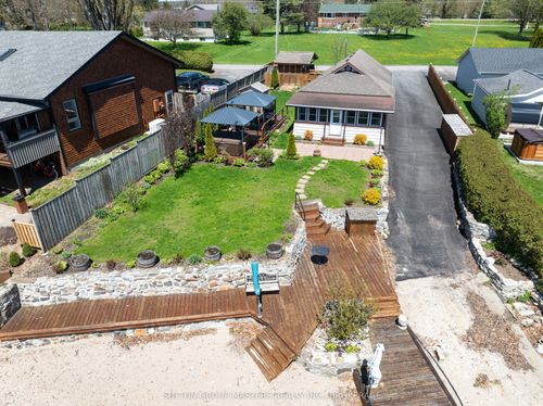 21 Gray'S Lane, Front of Leeds & Seeleys Bay, ON, K0E1L0 | Card Image