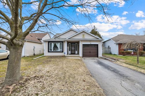 39 Leslie Ave, Port Dover, ON, N0A1N4 | Card Image