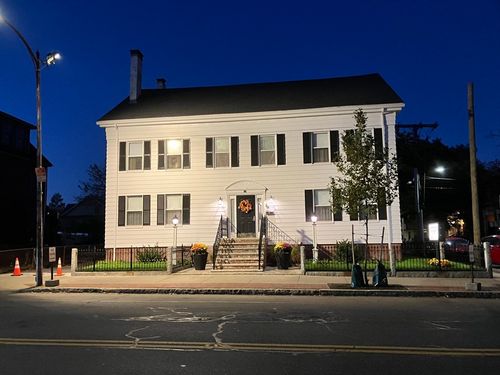 305 Broadway, Cambridge, MA, 02139-1819 | Card Image