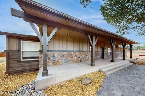 11410 N Crestview St, Flagstaff, AZ, 86004-5214 | Card Image