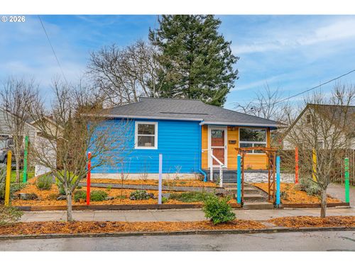 9560 N Ivanhoe St, Portland, OR, 97203-1412 | Card Image