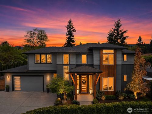 32909 Se 41st St, Fall City, WA, 98024-8730 | Card Image