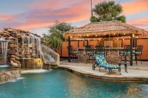 3029 Bering Dr, Houston, TX, 77057-5707 | Card Image