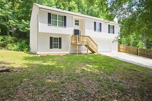 4015 Chapman Dr, Gainesville, GA, 30506-3683 | Card Image