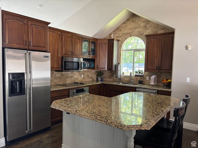 595 E Camden Park Ln, House other with 5 bedrooms, 4 bathrooms and 2 parking in Draper UT | Image 5