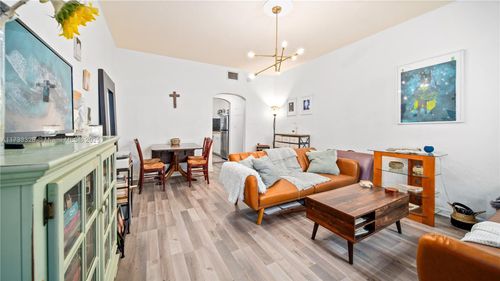 apt-3s-1571 Pennsylvania Ave, Miami Beach, FL, 33139-3639 | Card Image