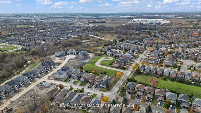 22 Izzy Crt, Home with 0 bedrooms, 0 bathrooms and null parking in Vaughan ON | Image 5