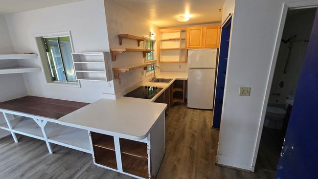 Kitchen | Image 10