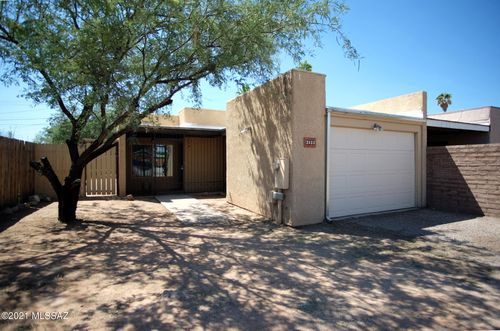 2533 N Richey Blvd, Tucson, AZ, 85716-2512 | Card Image