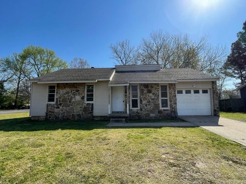 16 Meadowlark Dr, Cabot, AR, 72023-3417 | Card Image