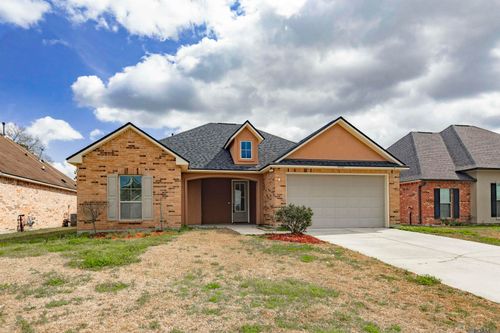 23324 Conifer Rd, Denham Springs, LA, 70726 | Card Image