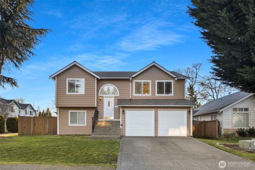 17512 17th Ave E, Spanaway, WA, 98387-5521 | Card Image