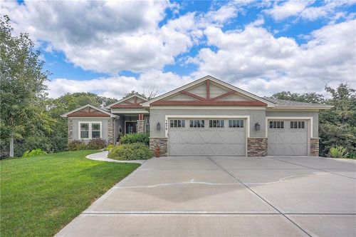 1472 Woodland Rd, Greenwood, MO, 64034-8983 | Card Image