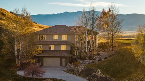 45 Eagle Ridge Dr, Sheridan, WY, 82801-9042 | Card Image