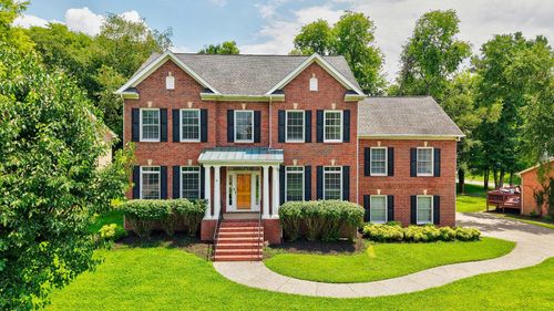 110 Shorecrest Cir, Hendersonville, TN, 37075-4867 | Card Image
