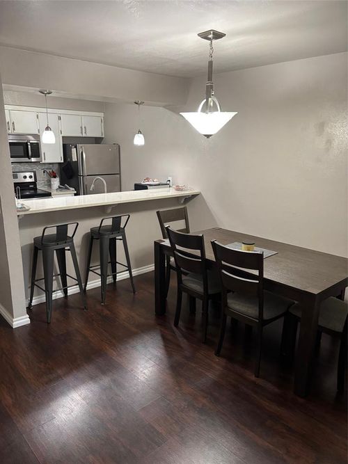 c-807 Cardinal Creek Boulevard, Norman, OK, 73072 | Card Image