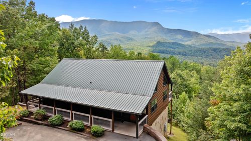 859 Pinnacle Vista Road, Gatlinburg, TN, 37738 | Card Image