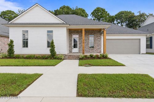 600 Traditions Dr, Lafayette, LA, 70508-8379 | Card Image