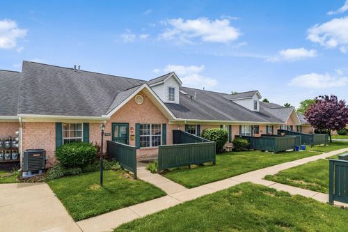 976 Kingsbury Ct, Newark, OH, 43055-7616 | Card Image
