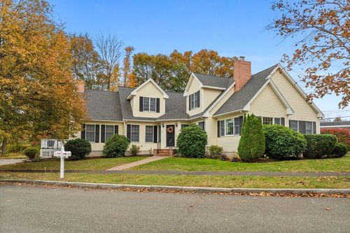 3-3 Garden Ln, Wakefield, MA, 01880-2030 | Card Image