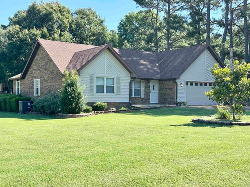 3610 Oak Vista Dr, Jonesboro, AR, 72405-9761 | Card Image