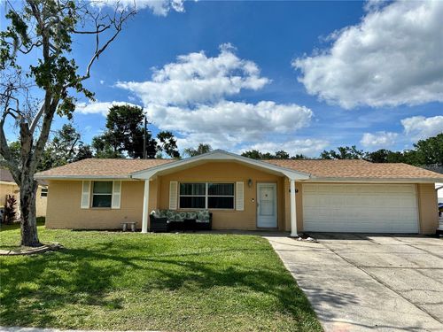 7917 Foxwood Dr, NEW PORT RICHEY, FL, 34653-2133 | Card Image
